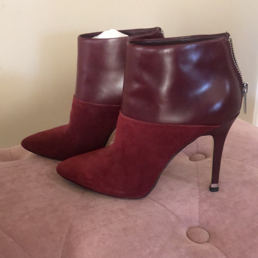 Suede and leather plum color booties - Picture 3 of 3